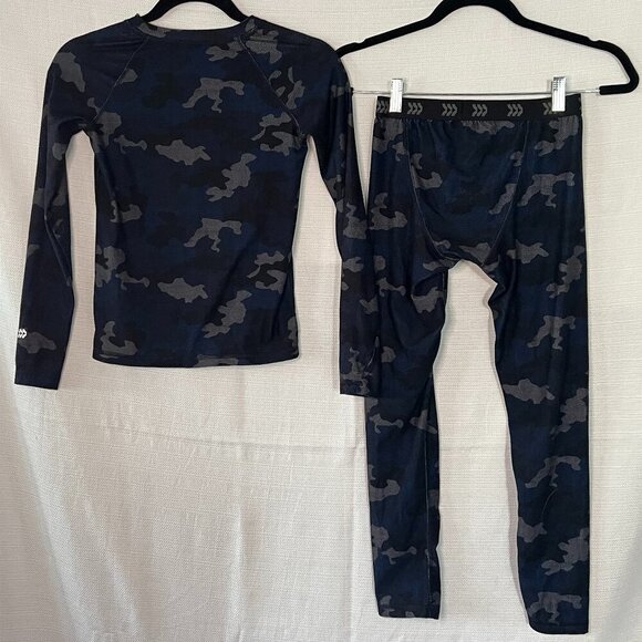 All in Motion - thermal set - boys - camo set pajama long johns- M 8/10 - 0398 - Picture 1 of 3